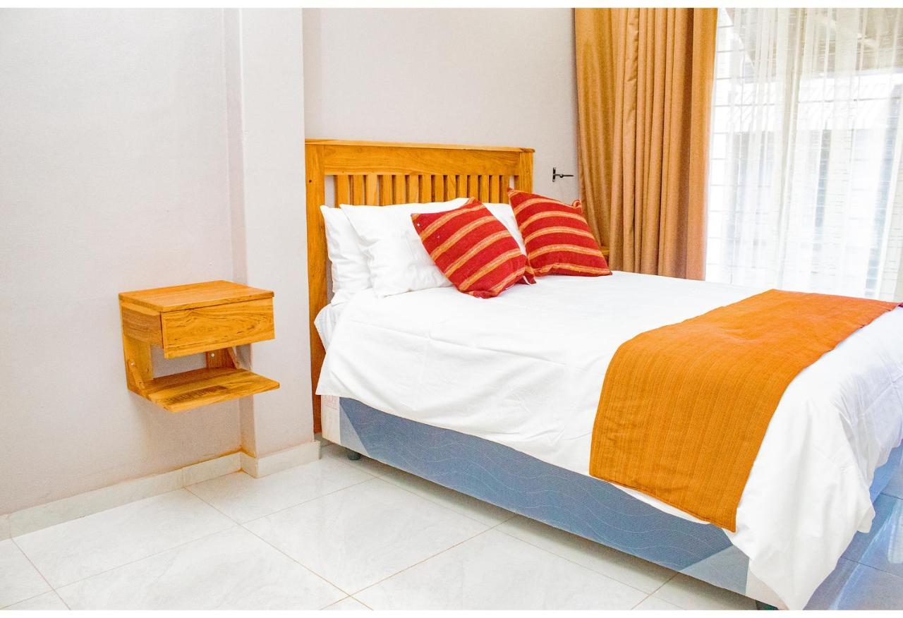R Executive Apartments Хараре Экстерьер фото