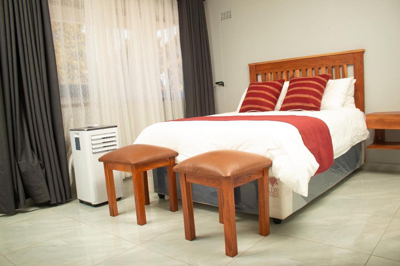 R Executive Apartments Хараре Экстерьер фото